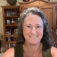 Carolyn Lynde Email