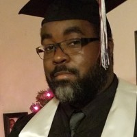 Favor Delivery Employee De'Andre Richardson's profile photo