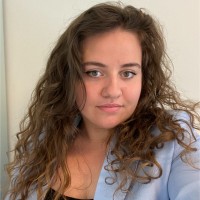 Amélie Mariani Email