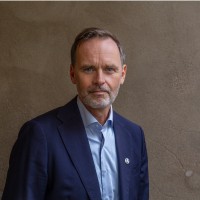 Thom Jambak Email