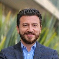 Iván Darío Reina Ramírez Email