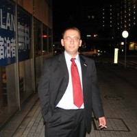 Van Valkov Email