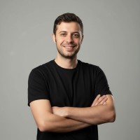 Ponisha Employee Hesam Kaveh's profile photo