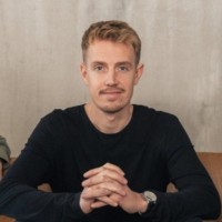 Victor Vestergaard Email