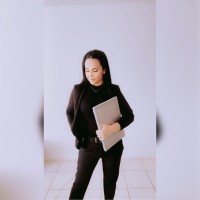 Kirstin McPhail Email & Phone Number