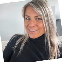 Caroline Smeets Email