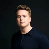 Kristofer Persson Email