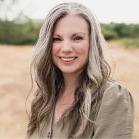 Pacific Homes Employee Vickie Davis's profile photo