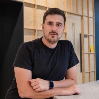 Universal Creative Employee Cezar Petcu's profile photo