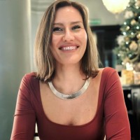 Elena Derevianko Email