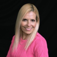 Derse Employee Angela Novotney's profile photo
