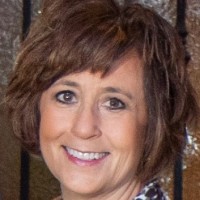Lisa Radloff Email & Phone Number