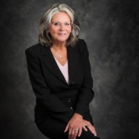 Nadine Janecek Email & Phone Number