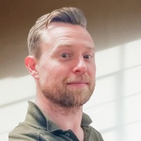 Lee Vickers Email & Phone Number