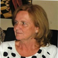 Zsuzsanna Pintér Email