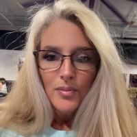 LAKELAND SURGICAL & DIAGNOSTIC CENTER LLP Employee Kim Segner's profile photo