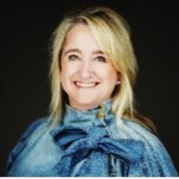 Performance Food Group Employee Angela Agraveleypfgccom's profile photo