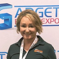 Quick Mobile Repair Employee Beth Kaczmarek's profile photo