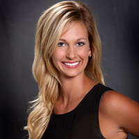 Riffle & Associates Employee Janelle Simpson's profile photo