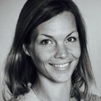 Julie Vandenbogaerde Email