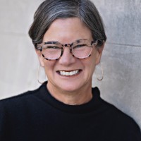 Bettina Hinckle Email & Phone Number