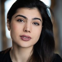 Parisa Shahvalian Email