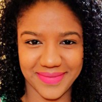 Gabriela Gomes Email