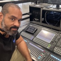 Freelance (Self employed) Employee Nikolas Herron's profile photo