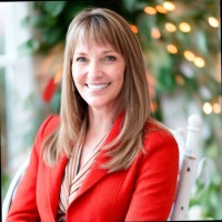 Coldwell Banker Tomlinson Employee Julie Kuhlmann's profile photo