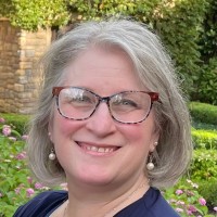 Online Computers Employee Holly Landau's profile photo