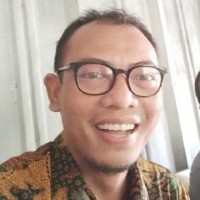 Andre Sutomo Email