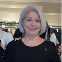 Banana Republic Factory Employee Luci Anglin's profile photo