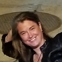 Stephanie Golden Email & Phone Number