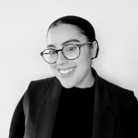 Naomi Joyandeh Email