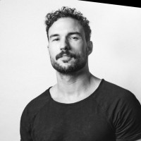 Julian Pfister Email