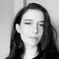 Nika Dvoravic Email