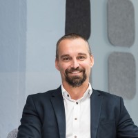 Stefan Eckhardt Email