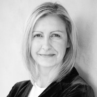 Evija Kümmel Email