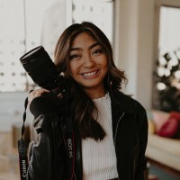 Izzy Pineda Email & Phone Number