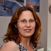 Cristina Müller Email