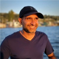 Email e telefono di Manish Sainani