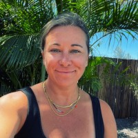 Lori Holencik Email & Phone Number