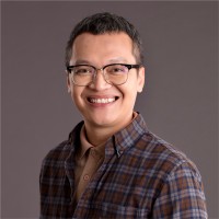 Công Trương Email & Phone Number
