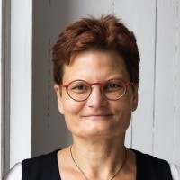 Daniela Loock Email
