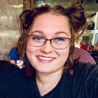 Ariel Larson Email & Phone Number