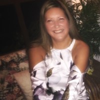 New English Teas Limited Employee Louise Bromwich's profile photo