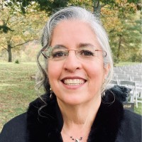Lyn Davis Email
