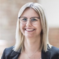 Nina Rütemann Email