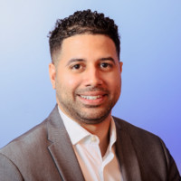Forrester Employee Robert Guzman's profile photo