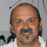 Mladen Malik Email